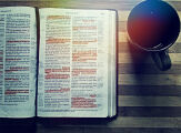 bible-coffee-reading-drink-preview bible-coffee-reading-drink-preview